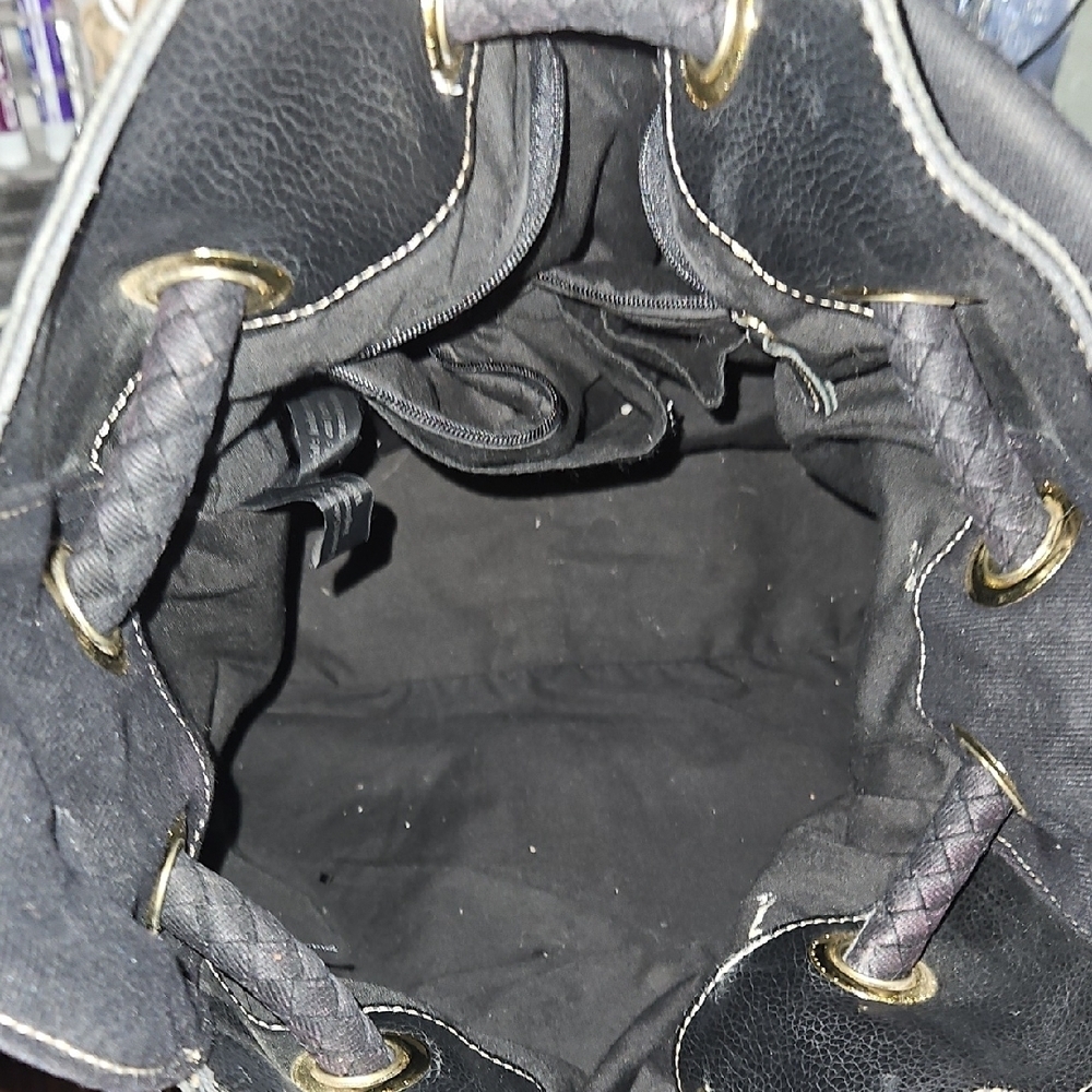 Kenneth Cole Reaction Two-Tone Shoulder Bag - Picture 9 of 11